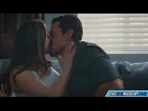 ❤️ एक चांगला busty आई सह रोमँटिक सेक्स ❤️  आमच्याकडे mr.naughtyhentai.ru ❌️❤